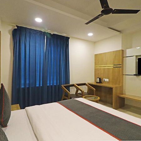 Hotel All Time Residency New Delhi Buitenkant foto