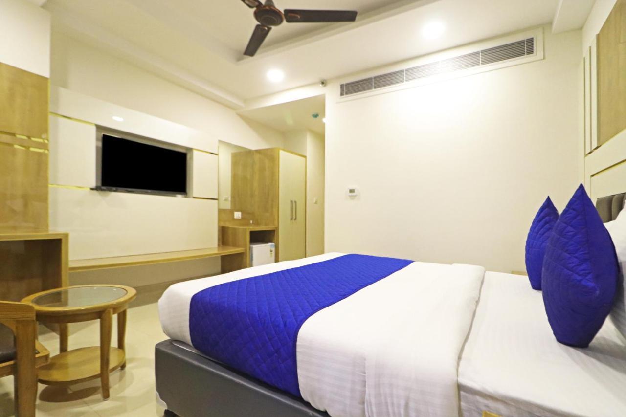 Hotel All Time Residency New Delhi Buitenkant foto