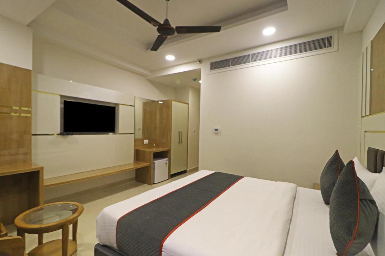 Hotel All Time Residency New Delhi Buitenkant foto